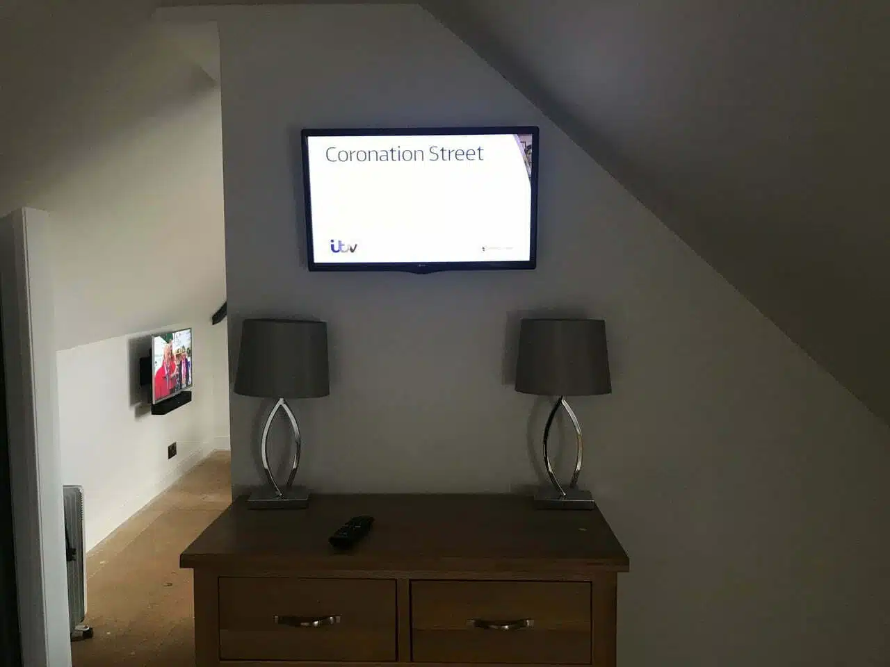 TV wall mounting hanging in Worcester Droitwich Malvern