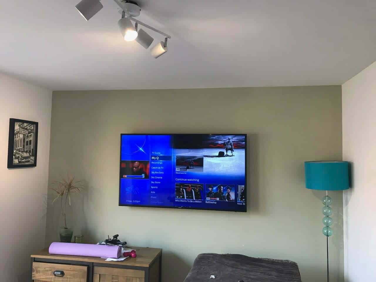 TV wall mounting hanging in Worcester Droitwich Malvern