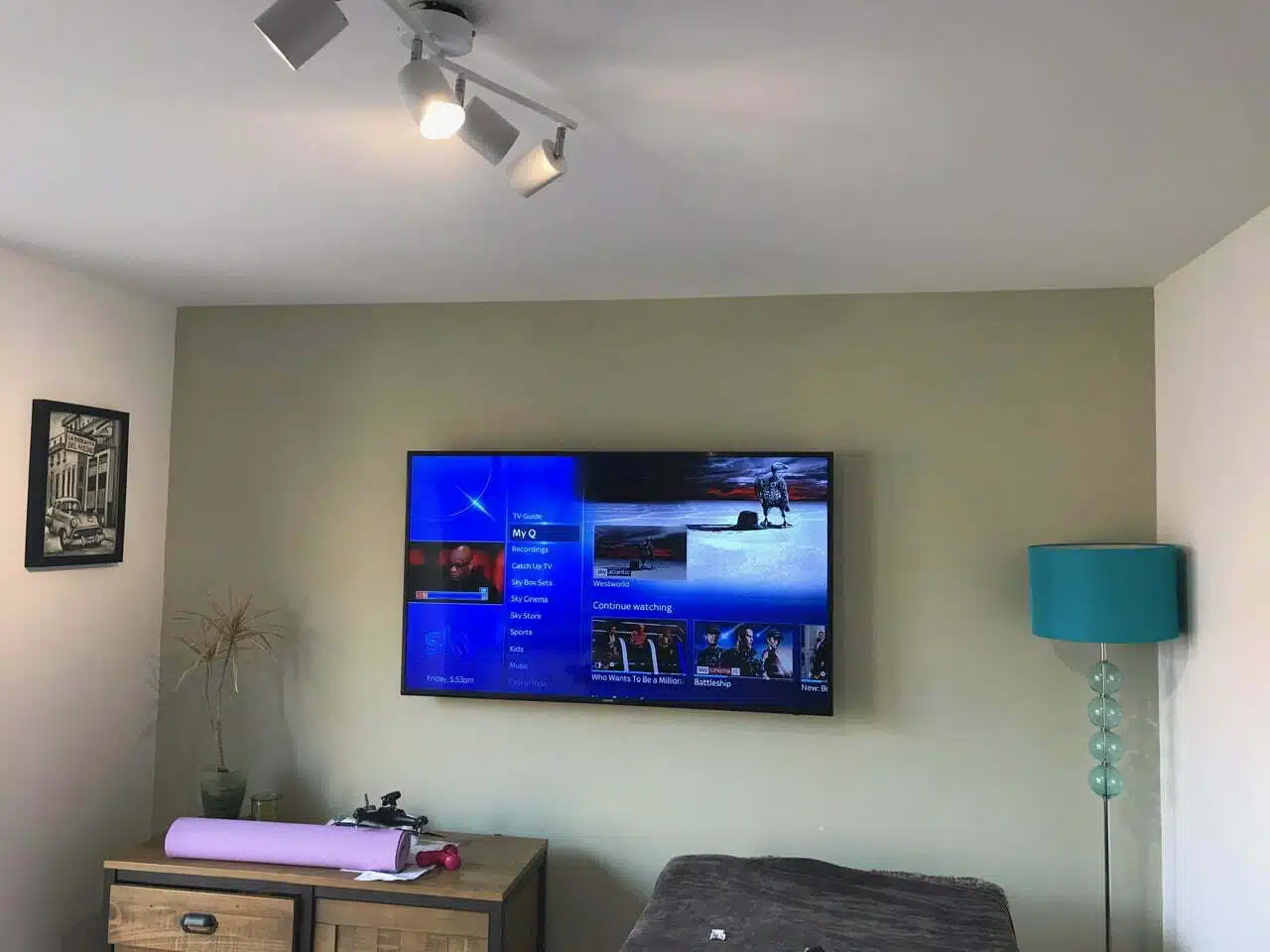 TV wall mounting hanging in Worcester Droitwich Malvern